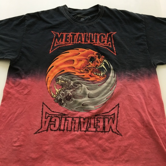 red metallica shirt